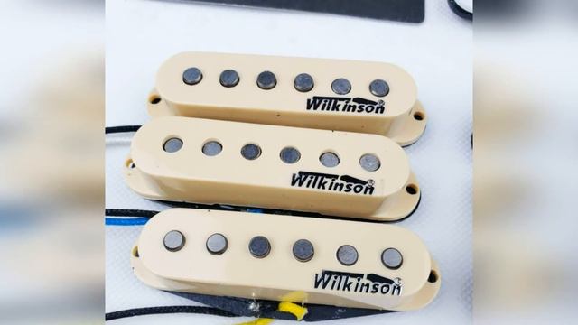 Wilkinson Wvs 60's  VS  Alnico V - Cheap Pickups Comparison