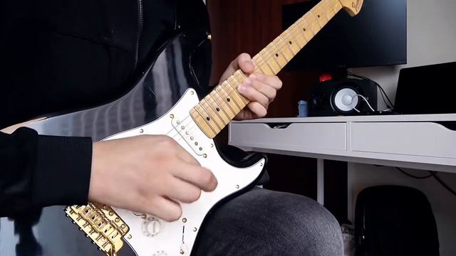 Melodic piano ballad guitar solo смотреть онлайн