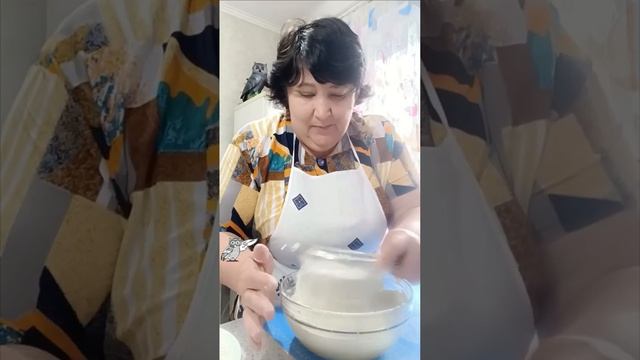 Смачне тісто на булочки троянди ? Булочки виходять пухкі та ароматні) смотреть онлайн