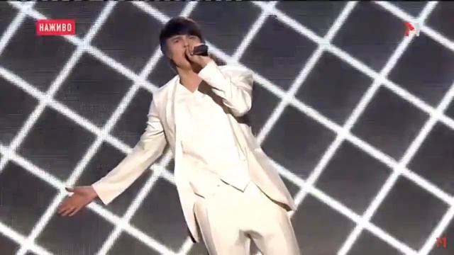 Alekseev - Чувствую душой M1 Music Awards 2017 (with KUKA KR300) смотреть онлайн