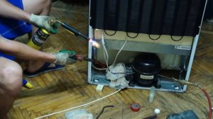 Взорвётся ли холодильник?? Огнеопасный газ в домашних холодильниках