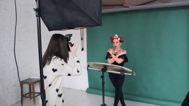 Backstage: Фотосессия в образе Фриды Кало| Frida Kahlo photoshoot смотреть онлайн