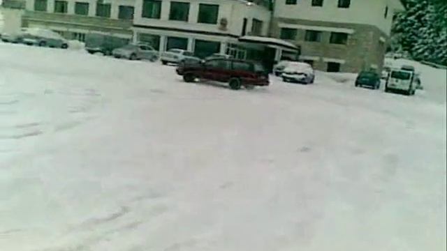 Subaru Legacy 2.2 on snow смотреть онлайн