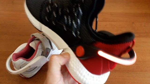 Светящиеся Светодиодные Зажимы на обувь Как сделать светящиеся кроссовки или кеды смотреть онлайн