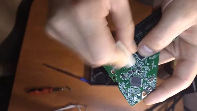 Ремонт жесткого диска. Чистка жесткого диска.Проклятие окислов смотреть онлайн