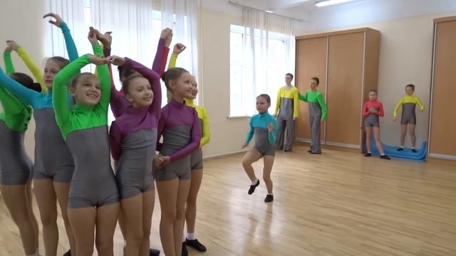 Югория, смотр хореографической секции ДДТ Олимп, Посвящение Гауди смотреть онлайн
