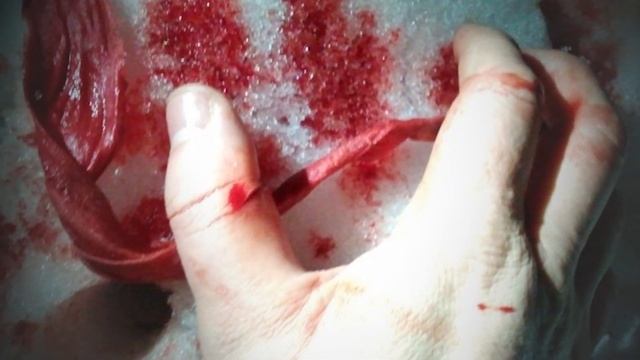 ЧТО БУДЕТ ЕСЛИ РАЗБИТЬ ЗЕРКАЛО смотреть онлайн