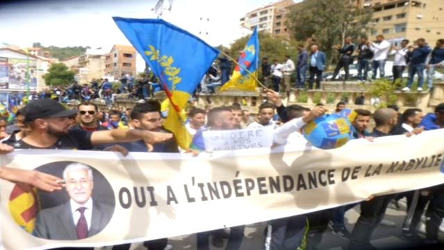 Le chemin de liberté - Ferhat Mehenni смотреть онлайн