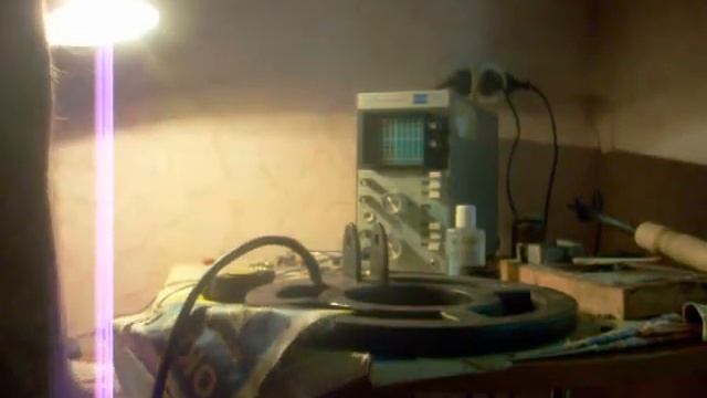 Сквозь камень смотреть онлайн