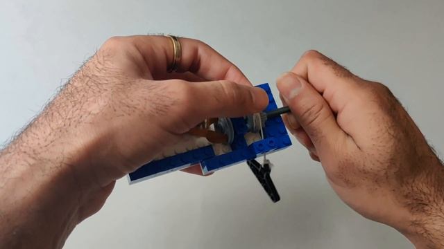 Lego Beyblade auto rewindable launcher will string and rubber band | Bey Launcher 04 смотреть онлайн