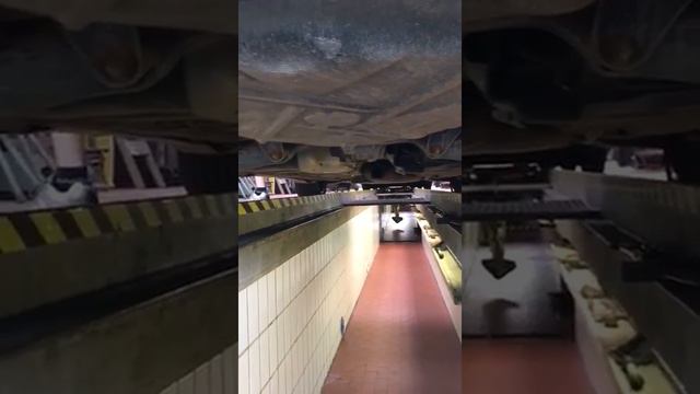 MB W202 C200 Kompressor without Mufflers смотреть онлайн