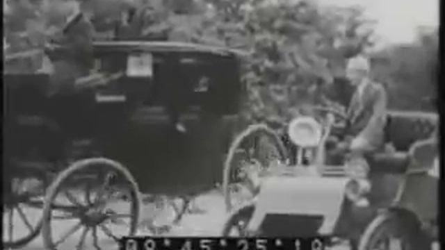 Henry and Edsel Ford sitting in Model A Ford (1934) смотреть онлайн