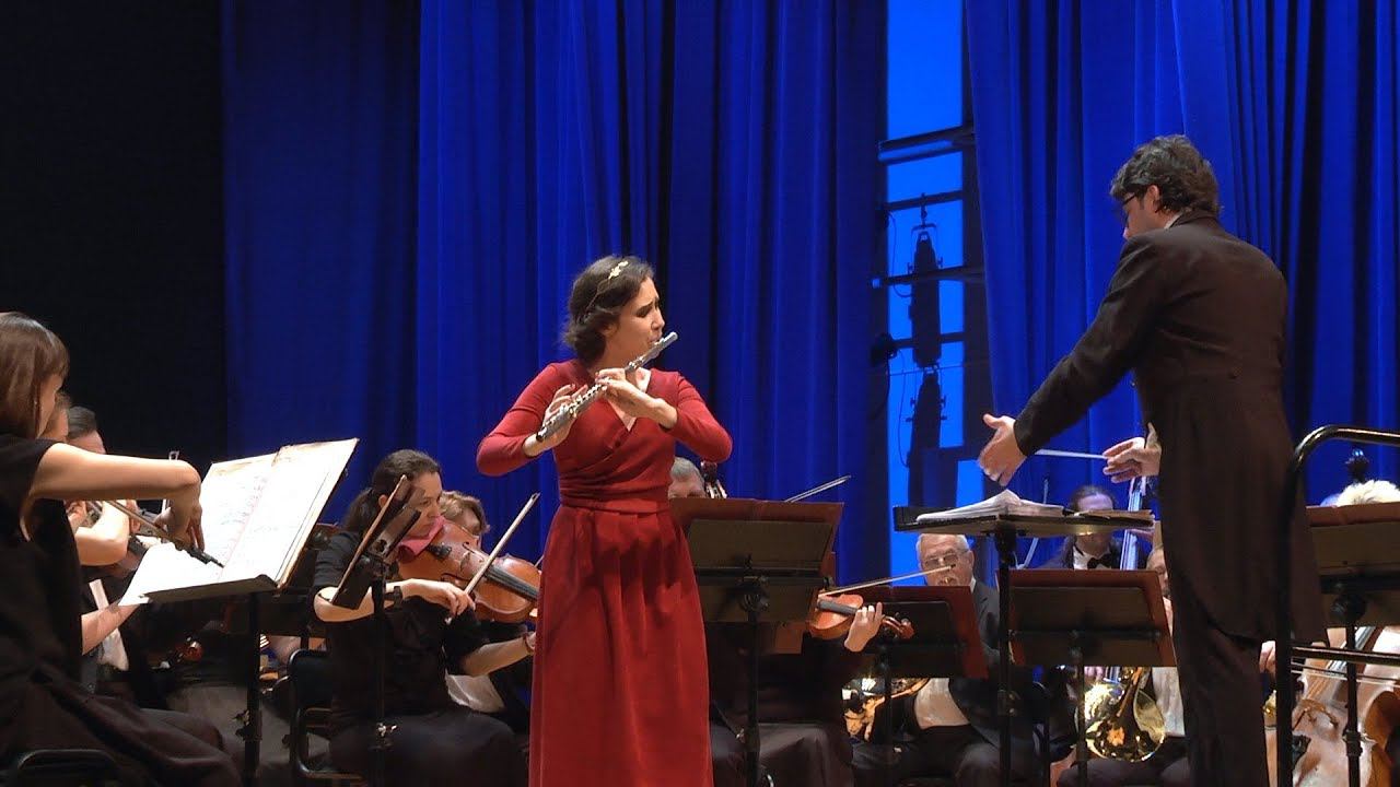 К.Рейнике - Концерт для флейты Ре мажор, 2 часть. Ольга ШИШЕНКО (флейта). Дирижёр Тимур АБСАЛУТИНОВ смотреть онлайн