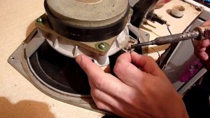 VovaMasterZvuk -  Реанимация центрирующей шайбы динамика, определение полярности.