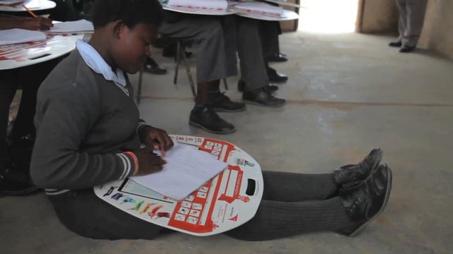 The Desmond Tutu Tutudesk Campaign смотреть онлайн