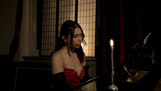 Low Light Test - Canon 2000D Music Video смотреть онлайн