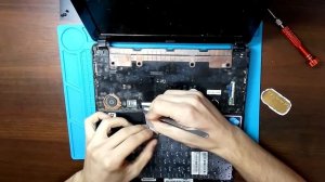 ASUS Eee PC 1011PX Замена клавиатуры