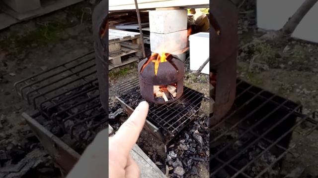 Печка для казана и готовки еды на улице из балона от фриона. смотреть онлайн
