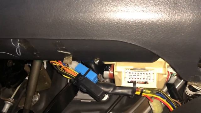 Toyota BB OBD port location смотреть онлайн