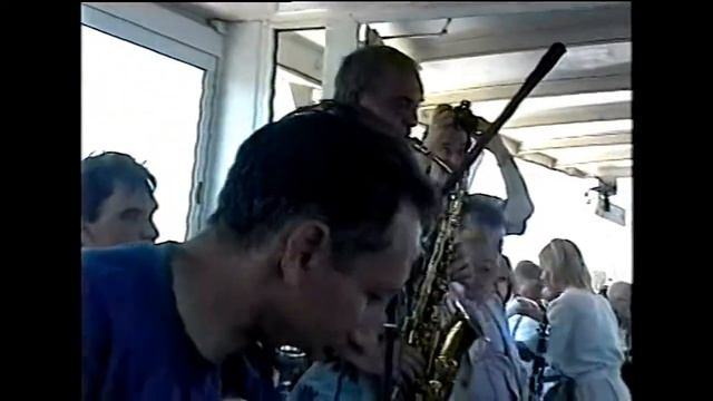 Ленинградский Диксиленд. Джаз пароход. 07.02.2006 смотреть онлайн