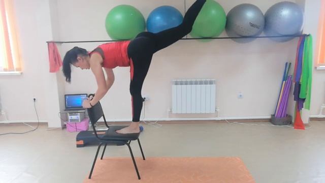 6. Растяжка со стулом смотреть онлайн