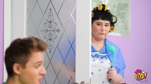 СТРАННЫЕ СПОСОБЫ СПРЯТАТЬ ГАДЖЕТЫ В КЛАССЕ || Как спрятать телефон от учителей и родителей