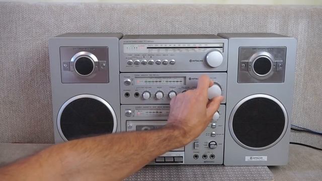 Музыкальный комплекс Hitachi ACT-M2mkII. Хитачи из города Хитати