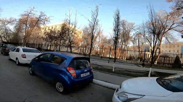 Ташкент. Институт Культуры и с массивами. смотреть онлайн