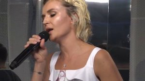 Полина Гагарина - Выше Головы (LIVE _ Авторадио)(720P_HD)mp4