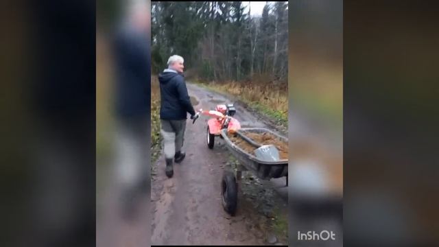 Отсыпка дороги в лесу. Мотоблок Brait и телега от мотоблока. смотреть онлайн