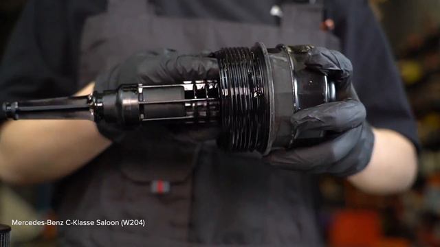 How to change oil filter and engine oil on MERCEDES W204 [TUTORIAL AUTODOC] смотреть онлайн