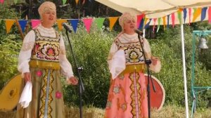 На скамеечке (На скамеечке с подружкой мы сидели вдвоем)