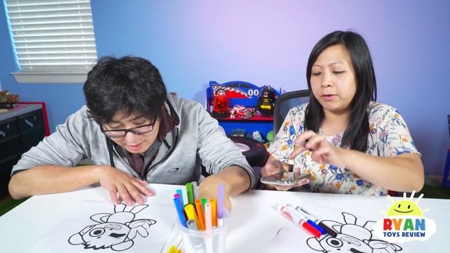 3 Markers Challenge with Daddy and Mommy! смотреть онлайн