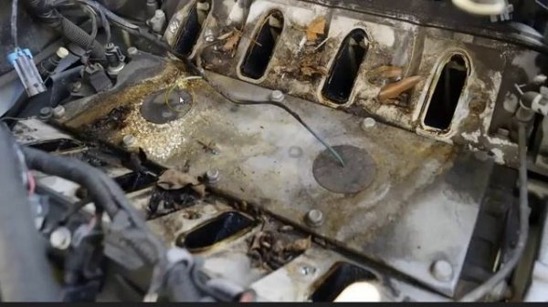 Causes and Fixes P0327 Code: Knock Sensor 1 Circuit Low Input (Bank 1 or Single Sensor)