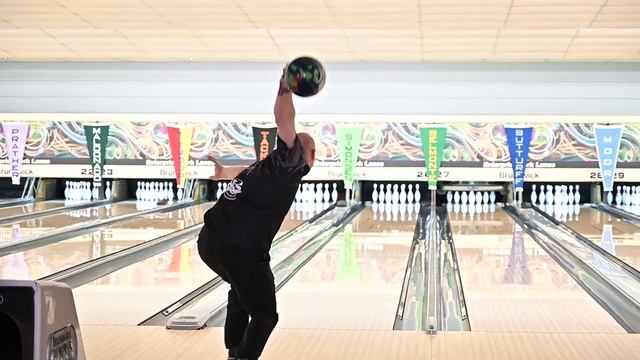 The Many Bowling Styles of the PBA Tour | Springfield Classic Day 1 смотреть онлайн