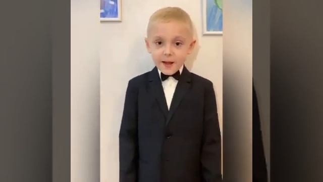 Поздравление девочек с 8 марта смотреть онлайн