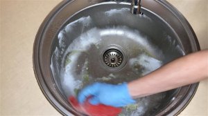 Как отмыть мойку из нержавейки на кухне от налета. Как легко помыть раковину на кухне