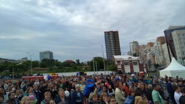 1 июля пермь праздник куча народу на эспланаде смотреть онлайн