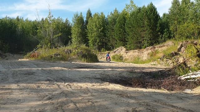 Первый выезд на самодельном кроссовом мотоцикле смотреть онлайн
