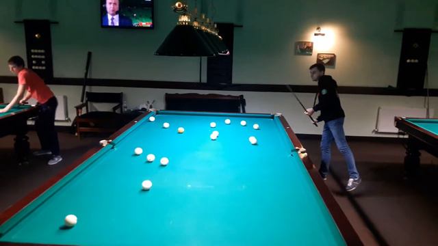 Промах Ильи Захарова в биллии смотреть онлайн