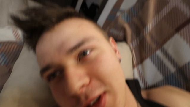 КТО БОЛЬШЕ ПОТОЛСТЕЕТ за 24 Часа, Получит 1000 - Челлендж. Побил рекорд А4 !!! смотреть онлайн