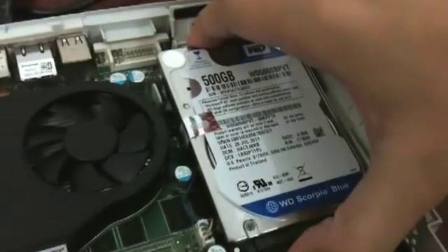 ZOTAC ZBOX ID41 PLUS Ram + HDD Installation