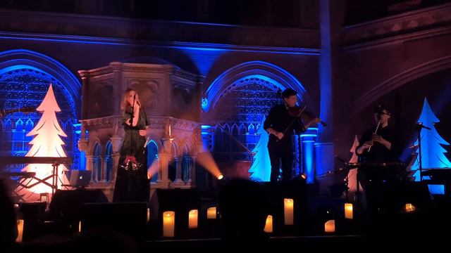 Cara Dillon - 2000 Miles (The Pretenders), live at Union Chapel, London, 6th December 2022 смотреть онлайн