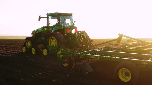 Обзор трактора John Deere 8RX 410 смотреть онлайн