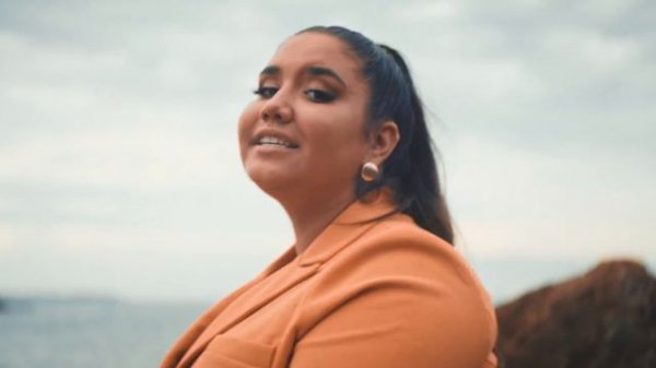 Gabriela Lala - Free (Official Video)