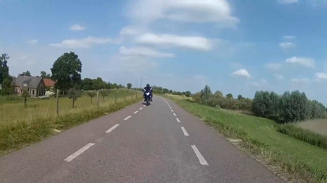 On tour Honda VTR SP1 смотреть онлайн