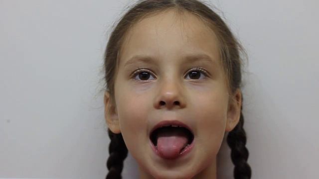 Артикуляционное упражнение "качели" смотреть онлайн