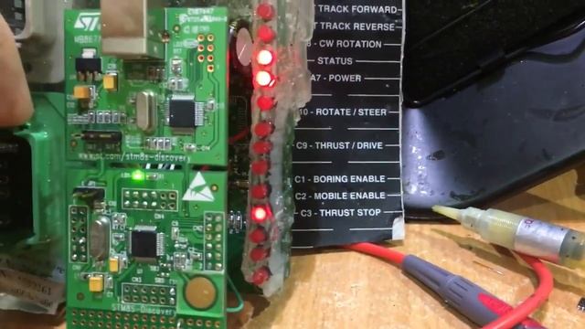 Ремонт блока управления гидравликой ГНБ установки Ditch Witch JT4020 от Вермеер Сервис смотреть онлайн