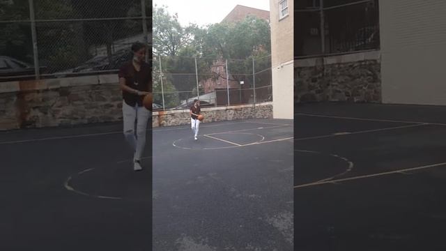 Missed all three throws ??? #basketball #ball #hoops #game смотреть онлайн