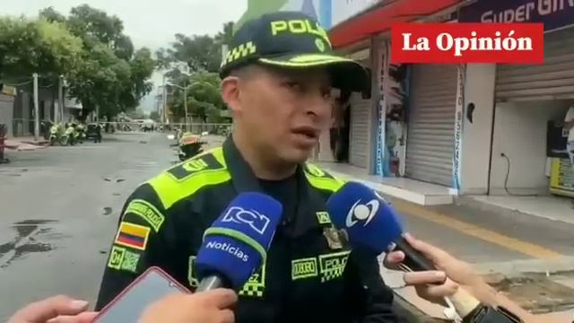 Fuerte explosión en el parque Mercedes de Cúcuta смотреть онлайн